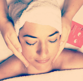 It's Self-care Saturday! Take 20 Minutes For A Facial Masking Session.
