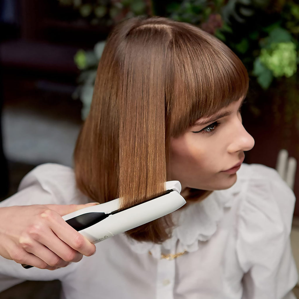 GHD Unplugged Cordless Flat Iron - White / WHITE thumbnail 6
