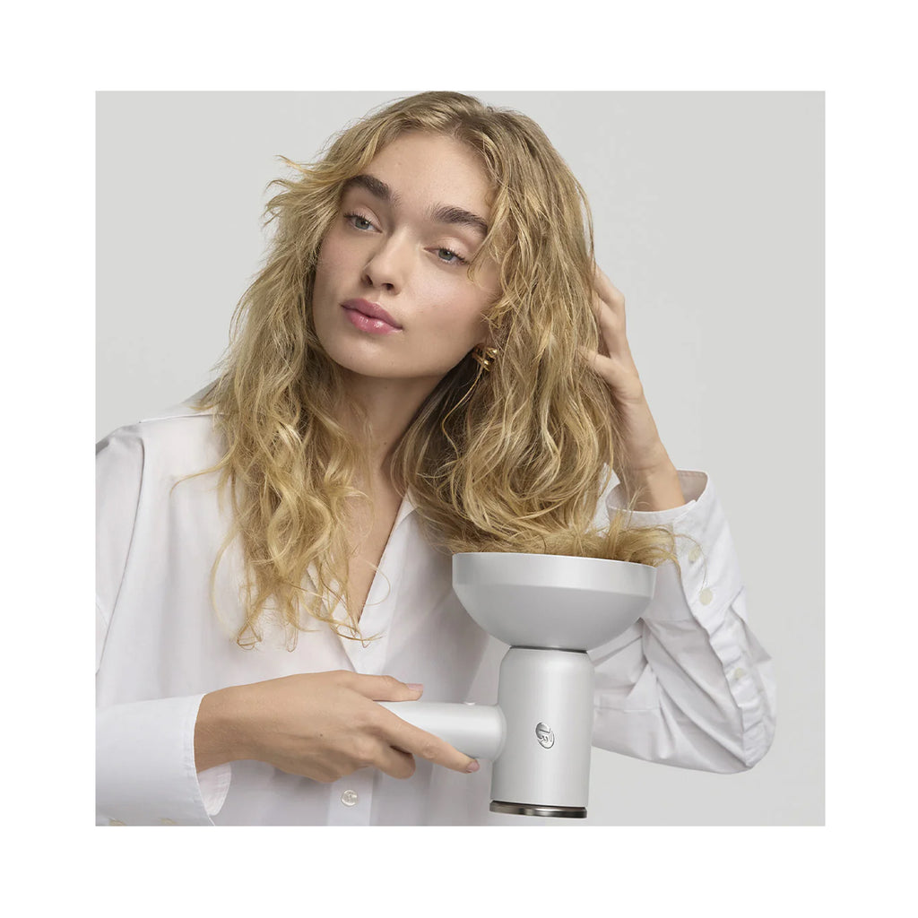 T3 Aire IQ Intelligent Hair Dryer / WHITE