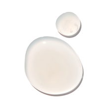 Amika Smooth Over Frizz-Fighting Treatment / 6.7OZ