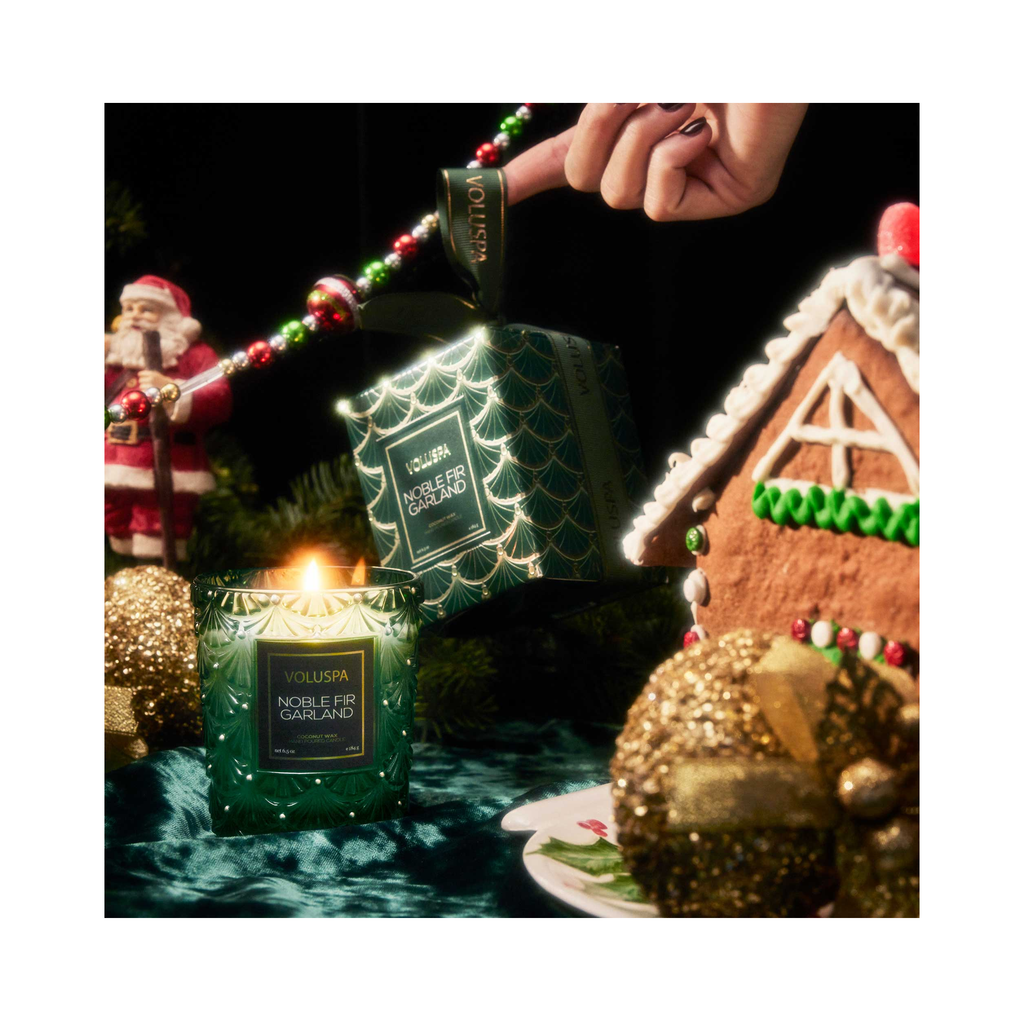 Voluspa Holiday - Noble Fir Garland / Classic Candle thumbnail 5