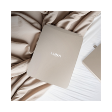 LUNA London ECLIPSE Rechargeable LED Travel Mirror with 3 Light Modes / SOFT STONE