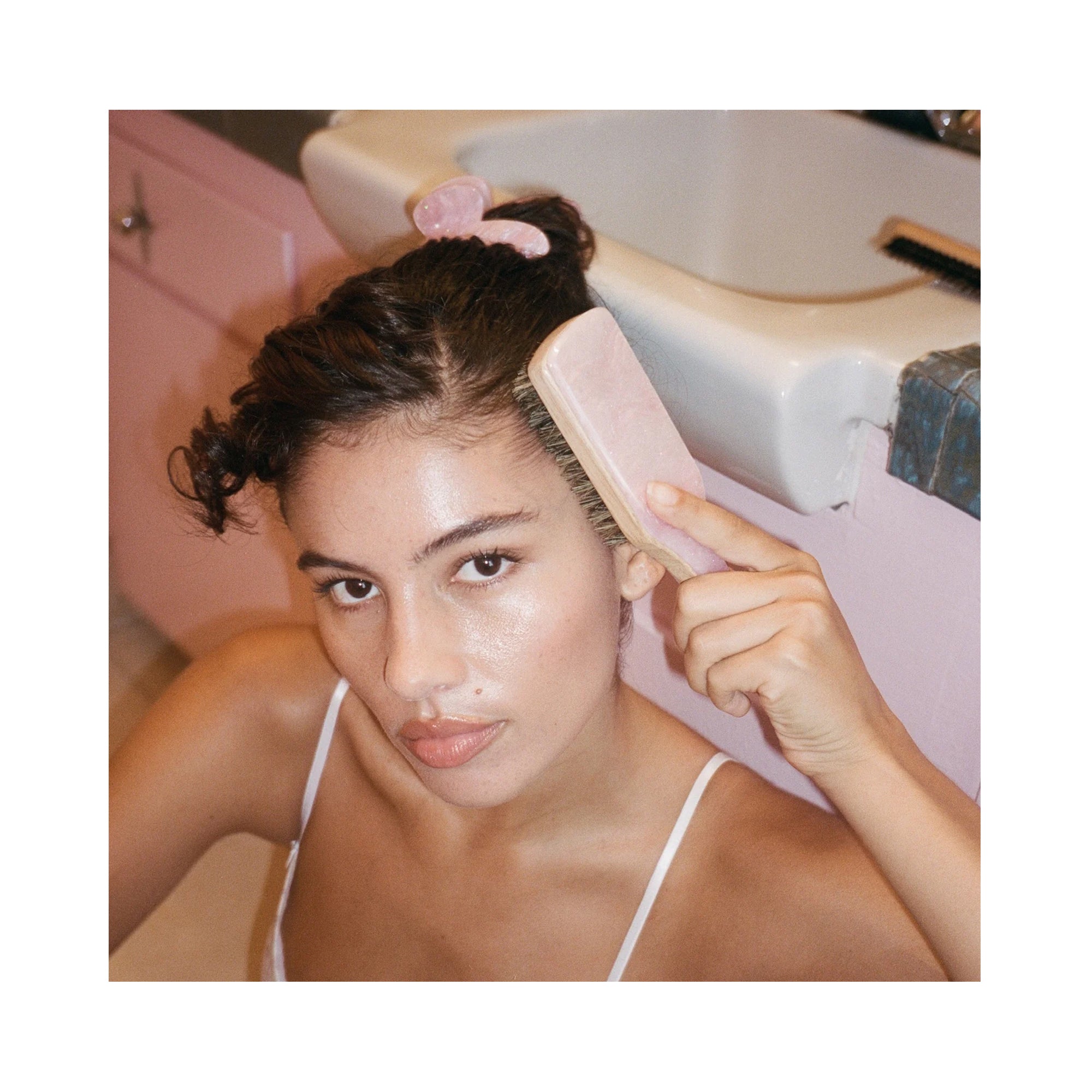 Emi_Jay_Mini_Boar_Bristle_Brush_Pink_Sugar / Pink Sugar