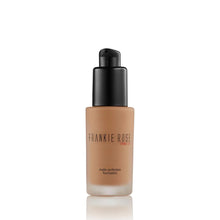 Frankie Rose Matte Perfection Foundation / OAT