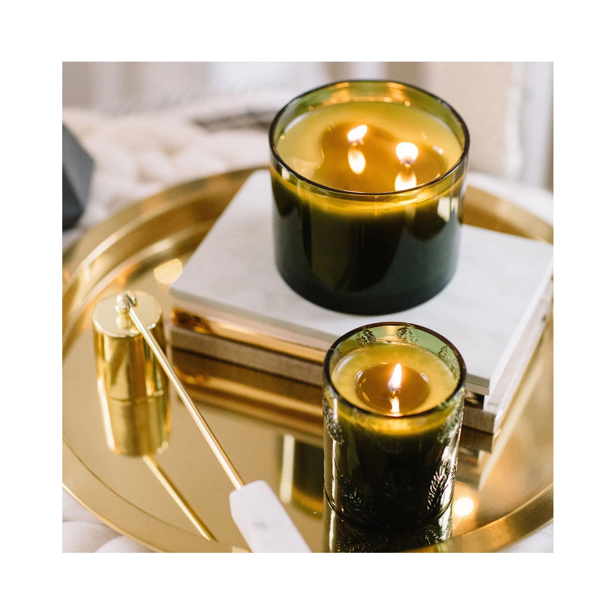 Thymes Frasier Fir Heritage Green Glass Candle / 6.5OZ