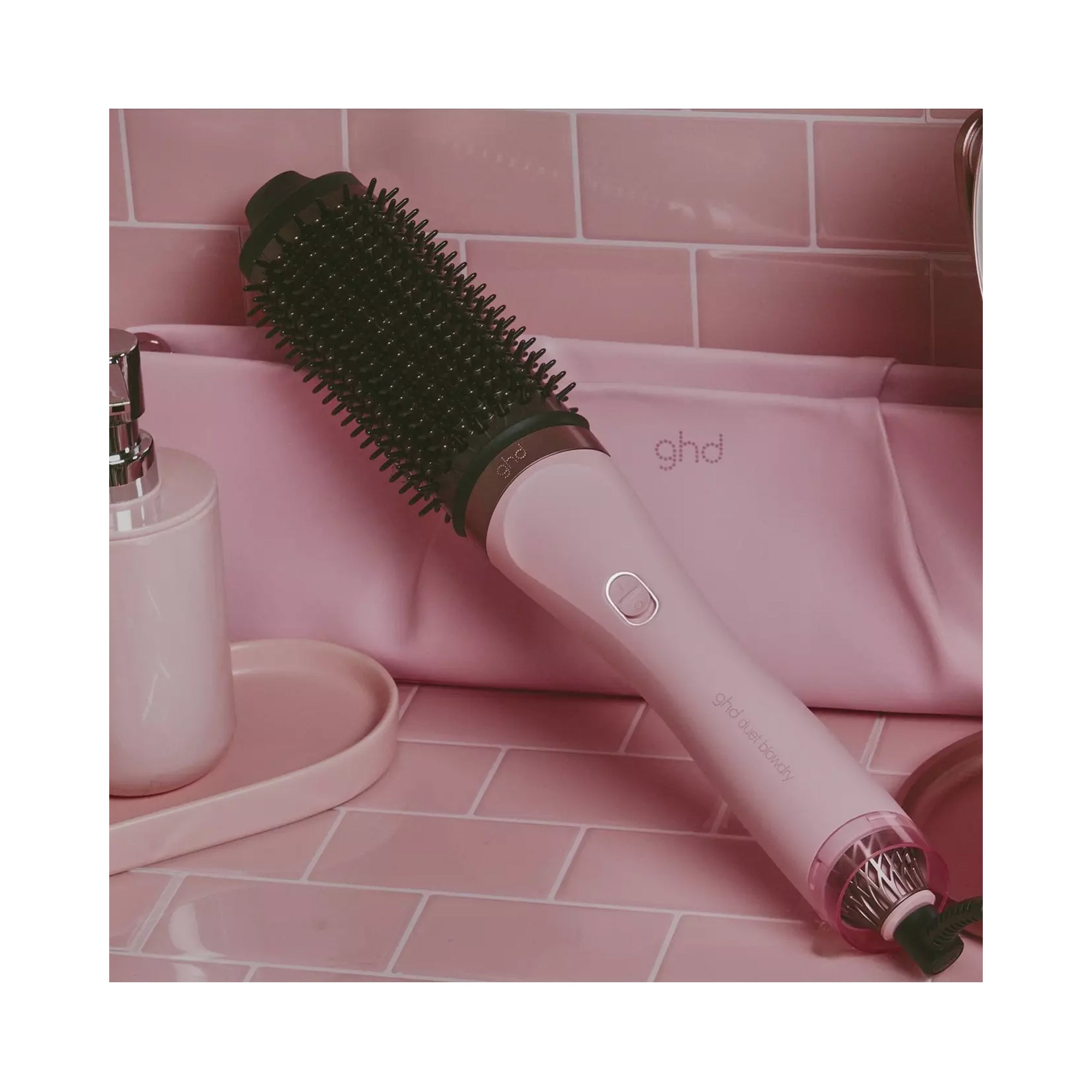GHD Duet Blowdry Hair Dryer Brush - Limited Edition Dusted Pink