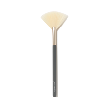 Jane_Iredale_Fan_Brush