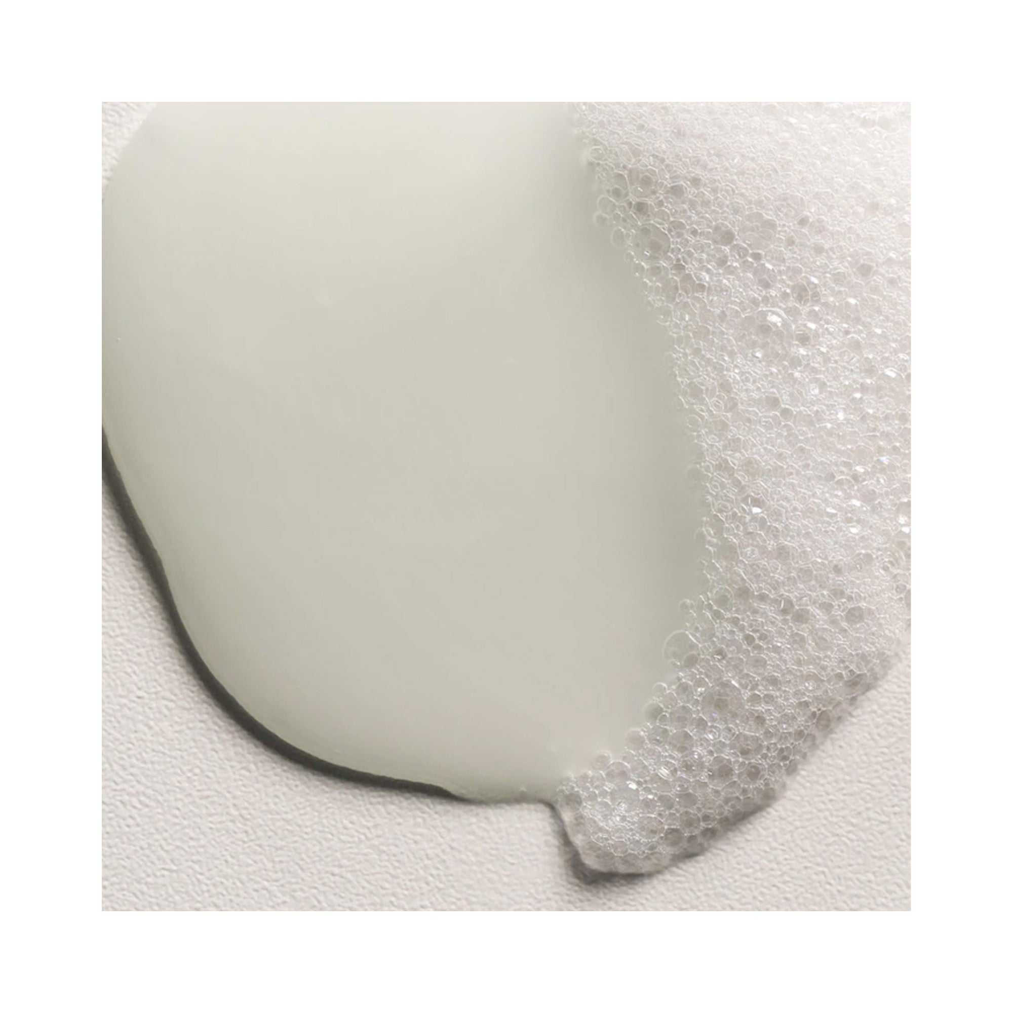 Davines MOMO Shampoo / 8.5OZ