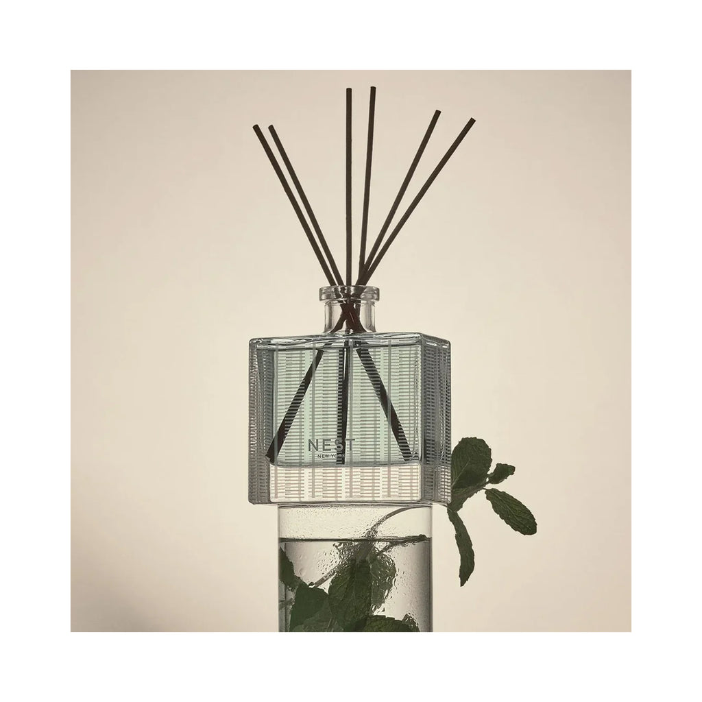 Nest Wild Mint & Eucalyptus Reed Diffuser / 5.9OZ thumbnail 2