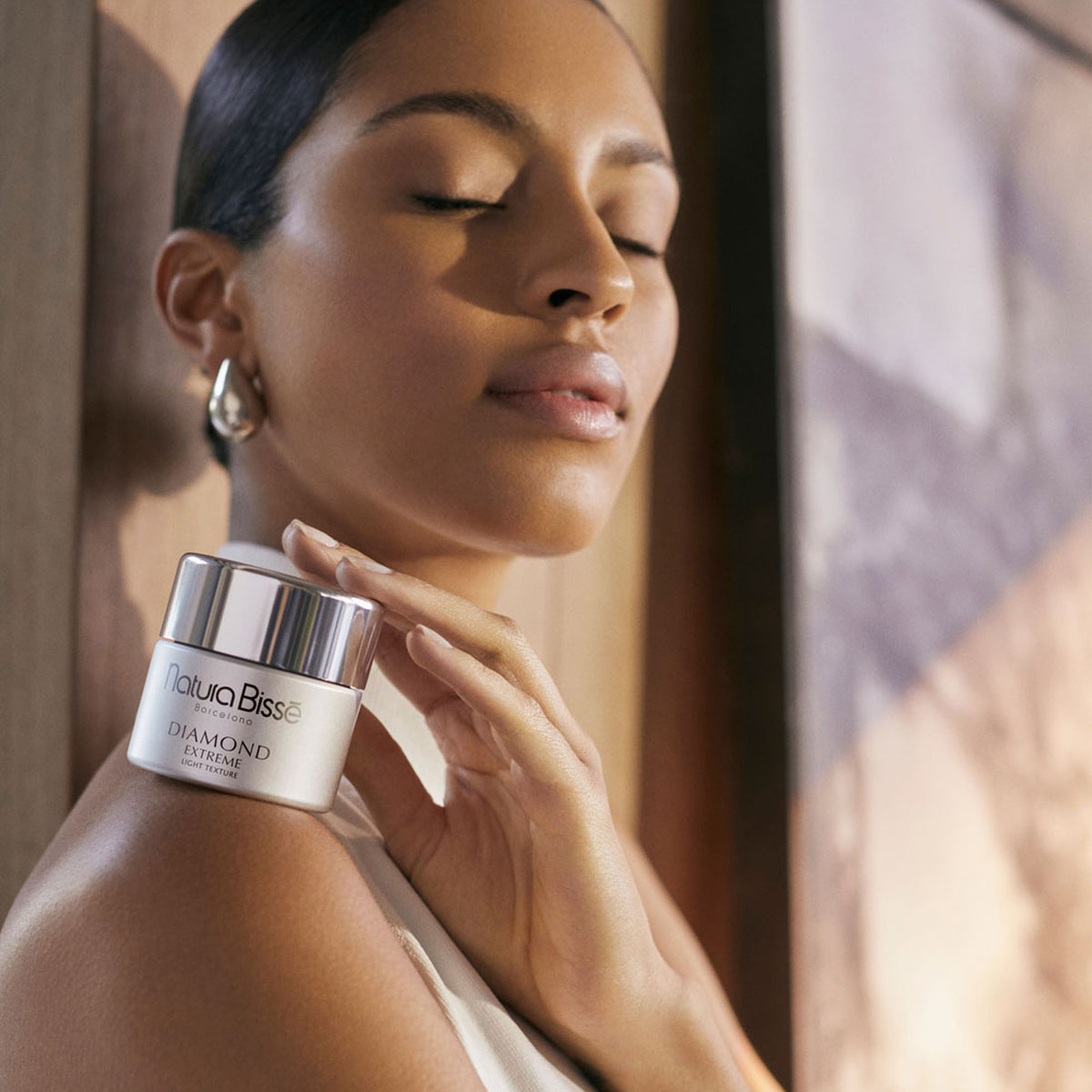 Natura Bisse Diamond Extreme Cream Light / 1.7OZ, image 27502426914966