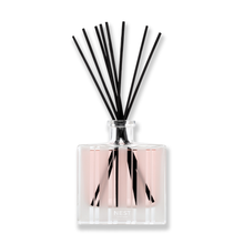 Nest Himalayan Salt & Rosewater Reed Diffuser / 5.9OZ