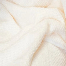 Volo Beauty Hero Hair Towel / Salt White / SWATCH