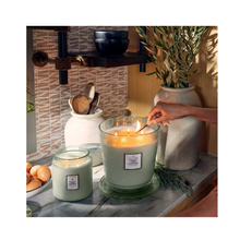 Voluspa_5_Wick_Hearth_Candle / FRENCH CADE LAVENDER