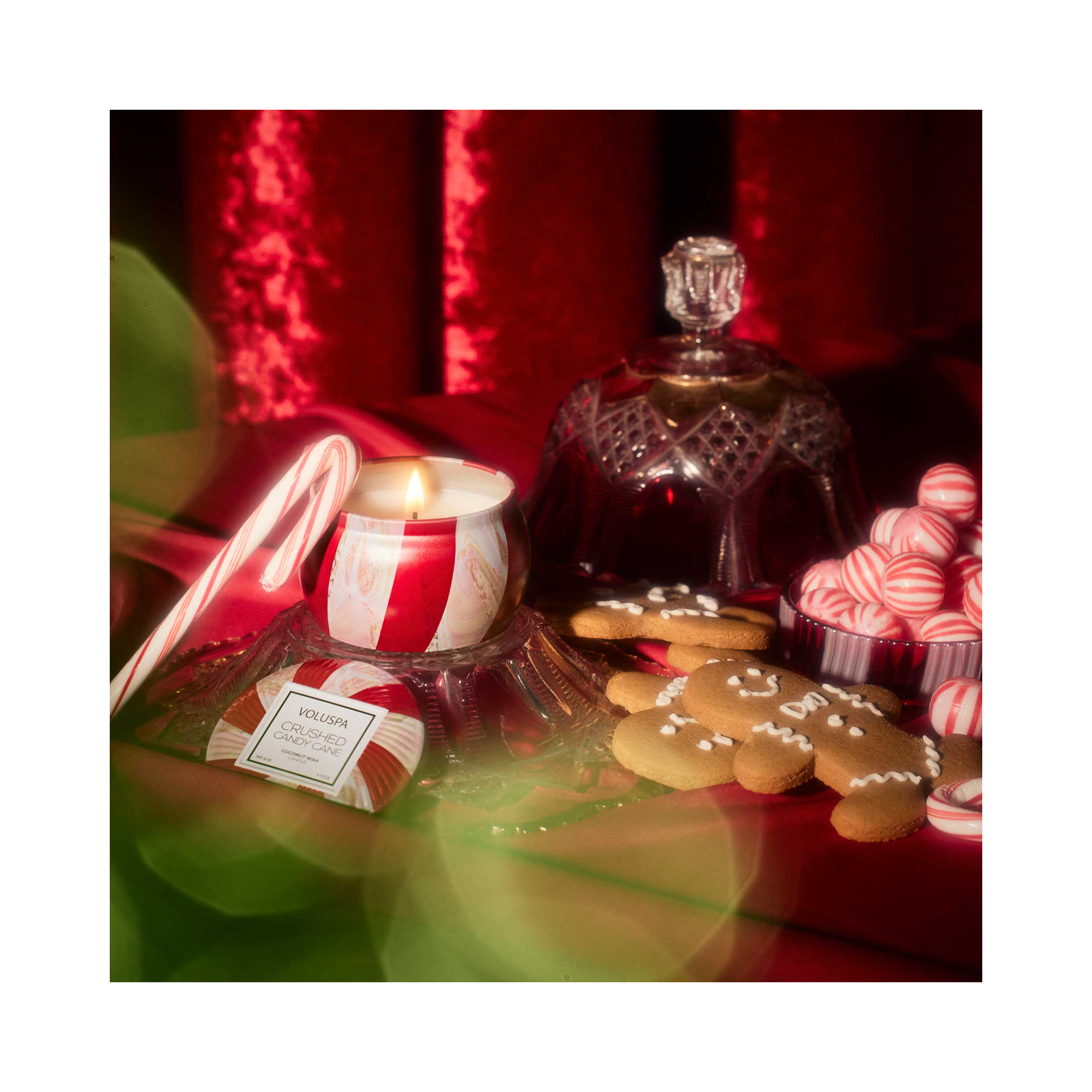 Voluspa Holiday - Crushed Candy Cane Mini Tin / Mini Tin