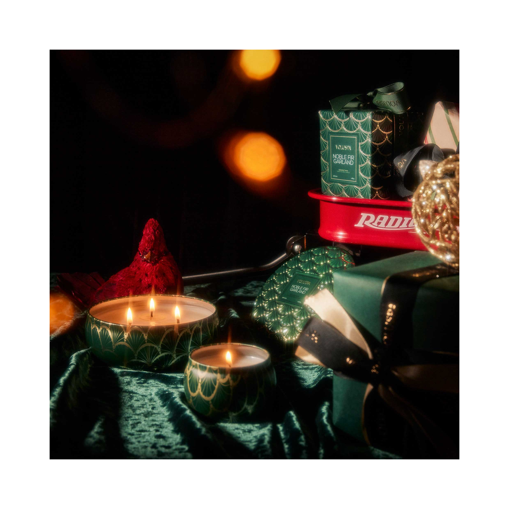 Voluspa Holiday - Noble Fir Garland Mini Tin / Mini Tin