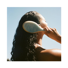 Emi_Jay_Flat_Brush_Blue_Sugar / Blue Sugar