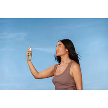 COOLA Suncare Face Makeup Setting Spay SPF 30 - Green Tea Aloe / 1.7OZ