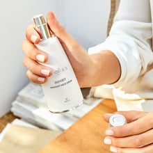 Natura Bisse Inhibit Tensolift Neck Serum / 2OZ