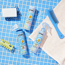 Amika Power Hour Curl Refresh Spray / 6 OZ