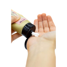 Davines This is a Medium Hold Pliable Paste / 4OZ