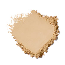 Jane Iredale Amazing Base Loose Mineral Powder / Warm Sienna / Swatch