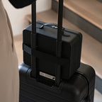 Vanity Planet Baia | The Everything Beauty Bag - Black / BLACK