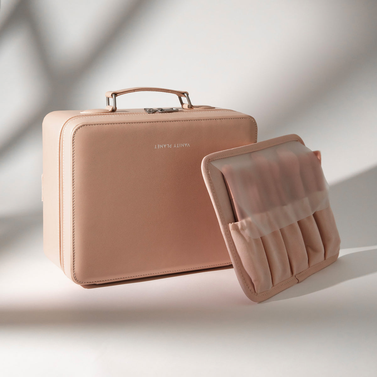 Vanity Planet Baia | The Everything Beauty Bag - Nude / NUDE, image 27158521970838