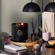 Voluspa 5 Wick Hearth Candle - Pink Citron Grapefruit / Pink Citron