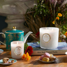 Voluspa Blanc Lux Candle 30 oz ~ burn time 80hrs / Wildflowers