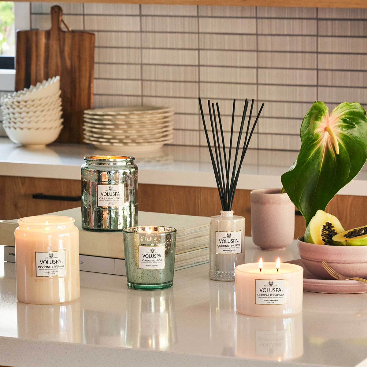 Voluspa Vermeil Classic Candle / COCONUT PAPAYA, image 27083222876310
