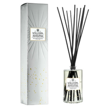 Voluspa Vermeil Fragrant Oil & Rattan Diffuser / Silver Birch Peppercorn