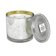 Voluspa Vermeil Grande Maison Candle / Silver Birch Peppercorn