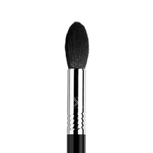 Sigma Beauty Tapered Highlighter Brush - F35