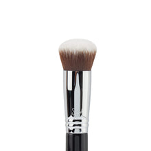 Sigma Beauty Round Kabuki Brush - F82