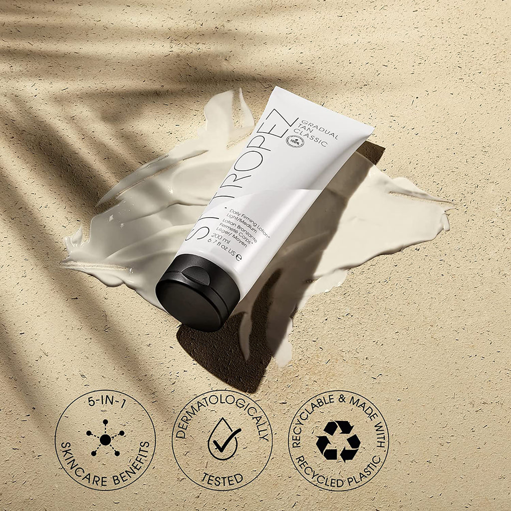St. Tropez Gradual Tan Daily Firming Lotion / LIGHT/MEDIUM thumbnail 3