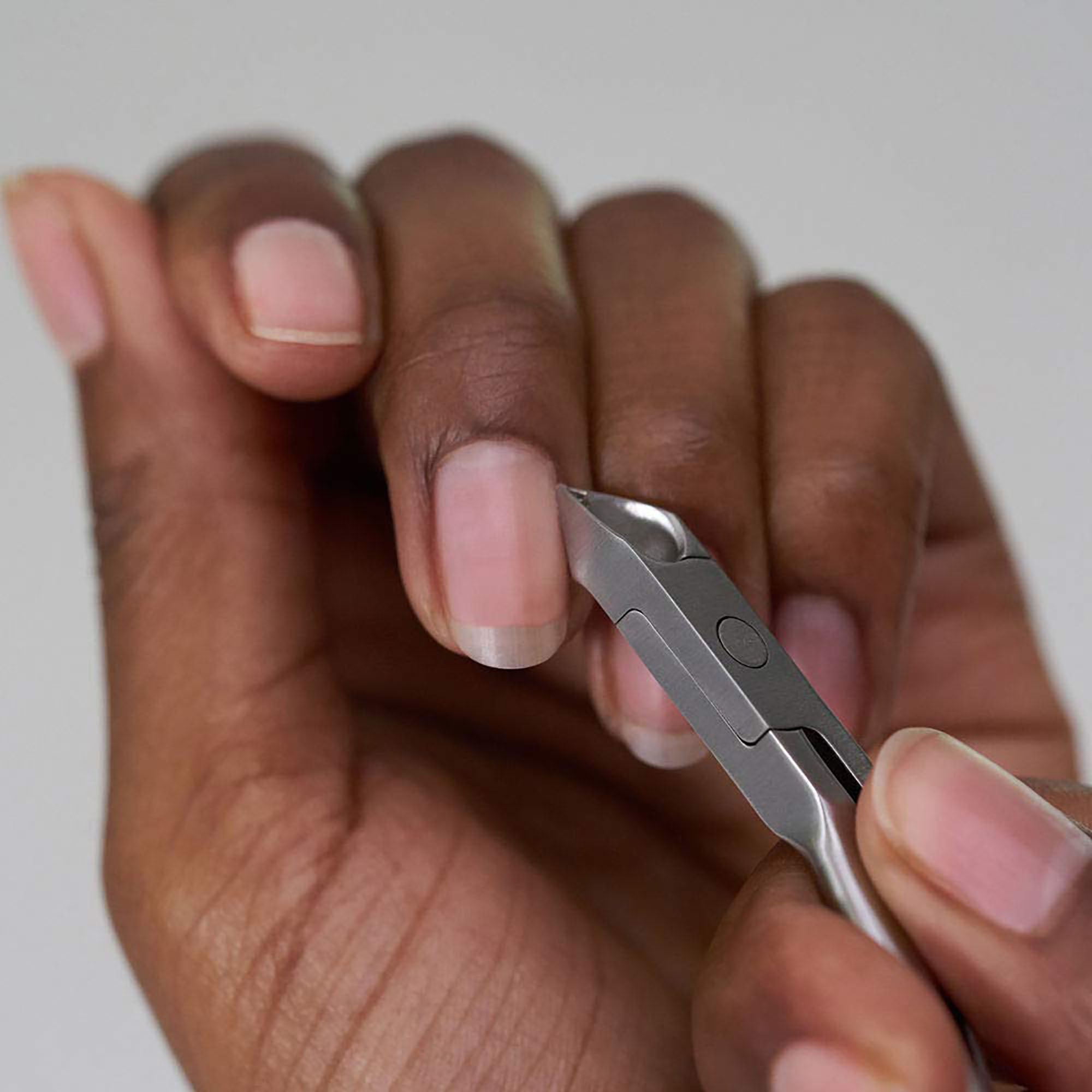 Tweerman For Texturing How To Use Tweezerman Cuticle Nipper at Donna Mang blog