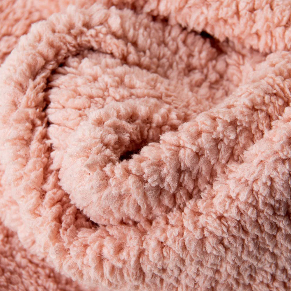 Volo Beauty Hero Hair Towel / Cloud Pink / SWATCH