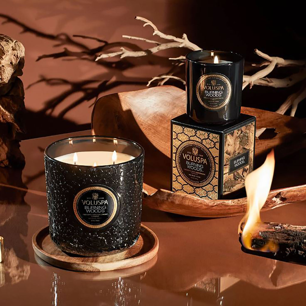 Voluspa Maison Noir Classic Candle / Burning Woods thumbnail 2