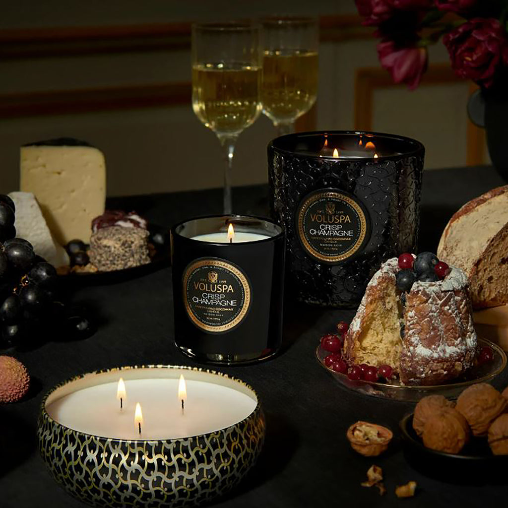 Voluspa Maison Noir Classic Candle / Crisp Champagne thumbnail 4