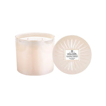  Voluspa Vermeil Grande Maison Candle / COCONUT PAPAYA