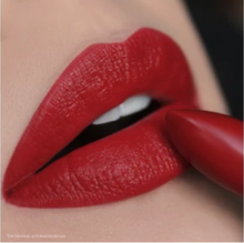 Youngblood Mineral Crème Lipstick / VIXEN